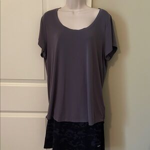 Athleta CYA Scoop Neck Short Sleeve Tee in Charcoal Gray